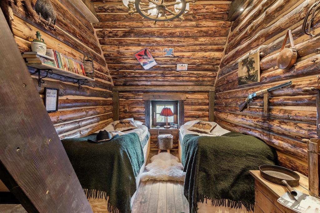 J A Ranch Bed & Breakfast Stromsnasbruk Экстерьер фото